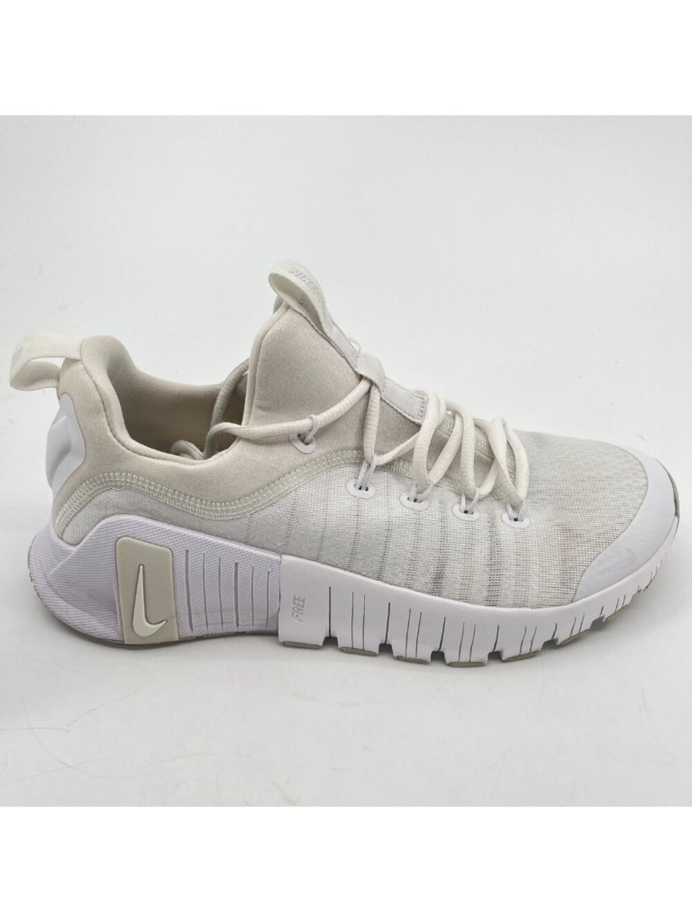 Nike Free Metcon 6 Women Size 10.5 White Athletic Running Walking Shoes Sneakers
